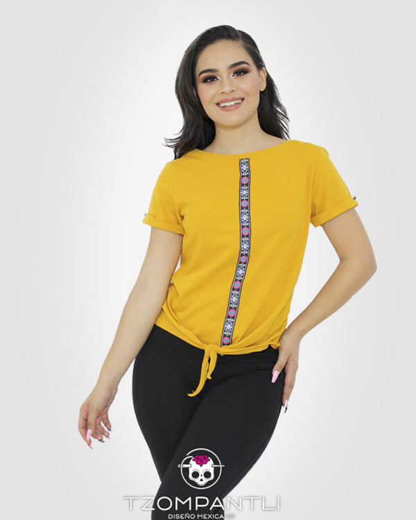 BLUSA CON NUDO